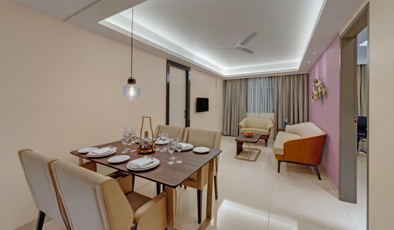 The Fern Residency Karad Otel Dış mekan fotoğraf